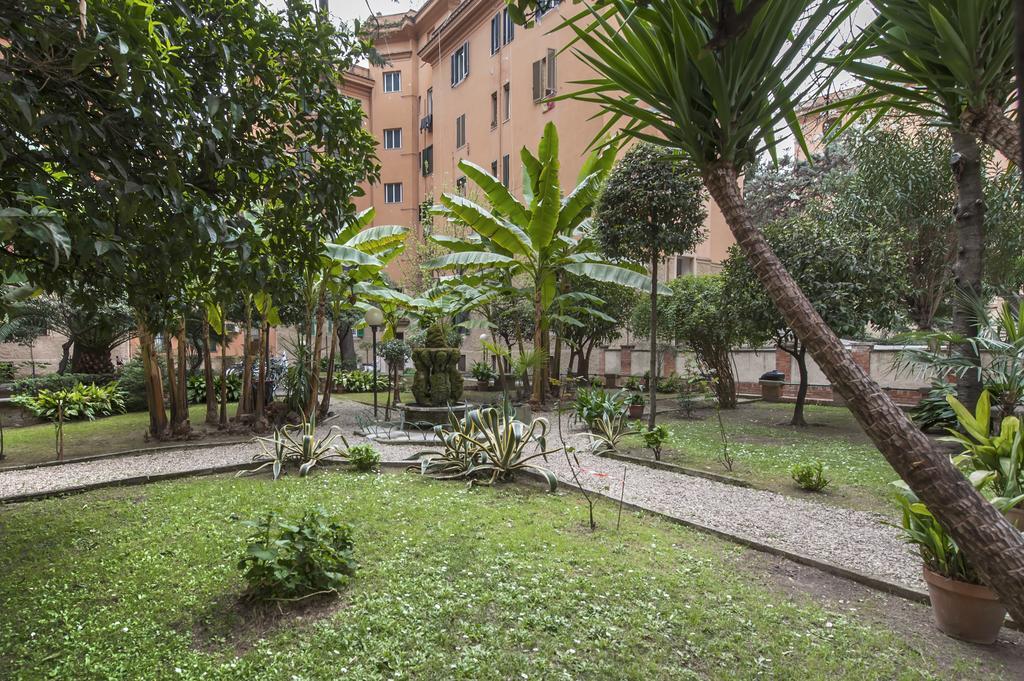 Vatican White Domus Rome Buitenkant foto
